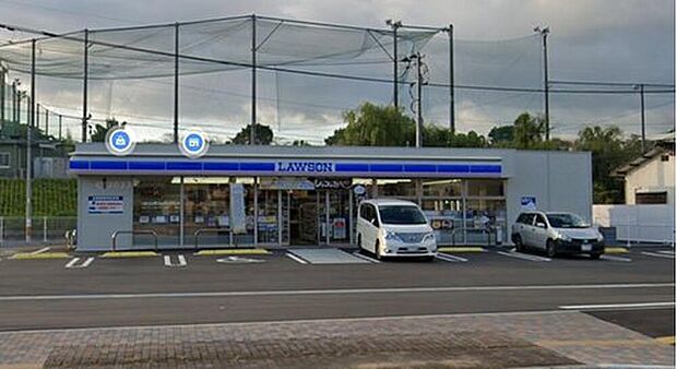 ローソン飯塚潤野店(約735m)