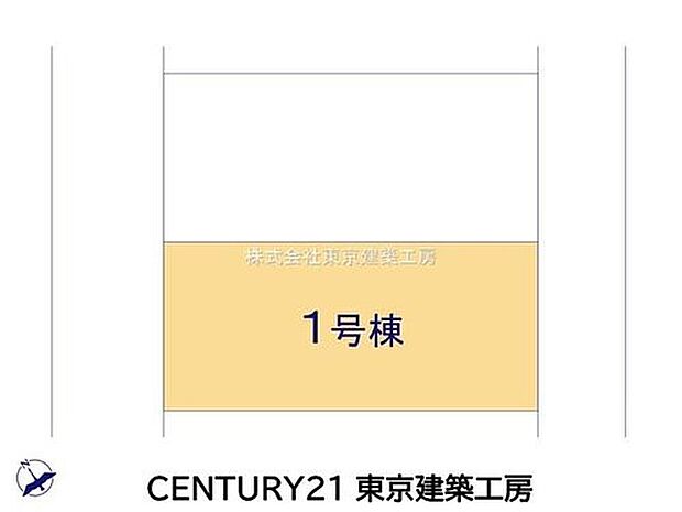 並列2台駐車できるカースペースを確保し、南庭付きで陽当たりも期待できます。小学校徒歩11分の住環境も魅力です。