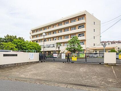 船橋市立金杉小学校 222m(徒歩3分)