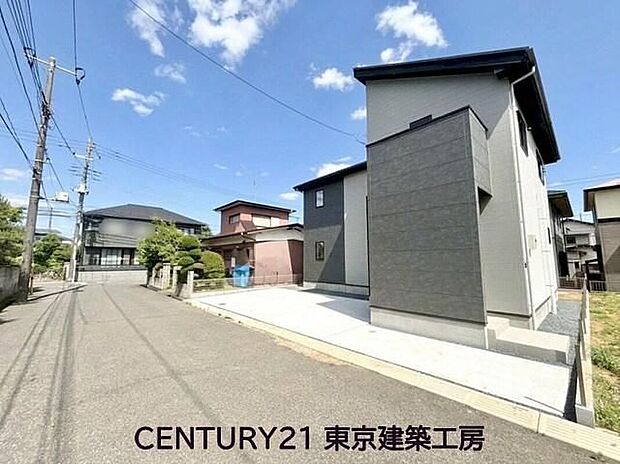 【前面道路含む現地写真】◆京成松戸線『三咲駅』まで徒歩19分です