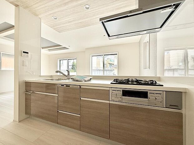 ■家族の絆を深める、温もりのあるキッチン