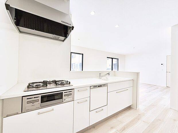 ■家族の絆を深める、温もりのあるキッチン