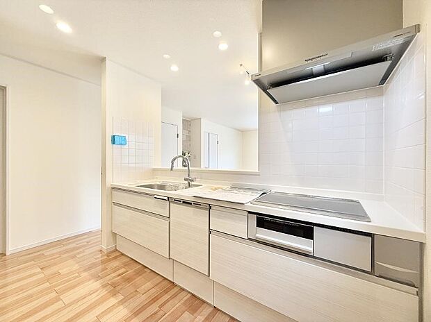 ■家族の絆を深める、温もりのあるキッチン