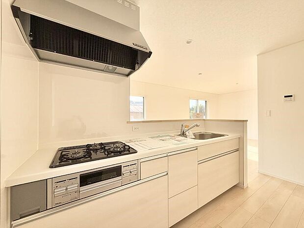 ■シンプルで美しく心地よい時間を生むキッチン空間