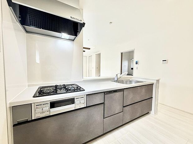 ■家族の絆を深める、温もりのあるキッチン