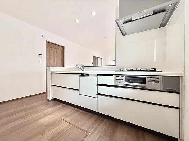 ■家族の絆を深める、温もりのあるキッチン