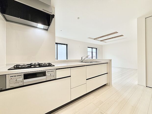 ■家族の絆を深める、温もりのあるキッチン