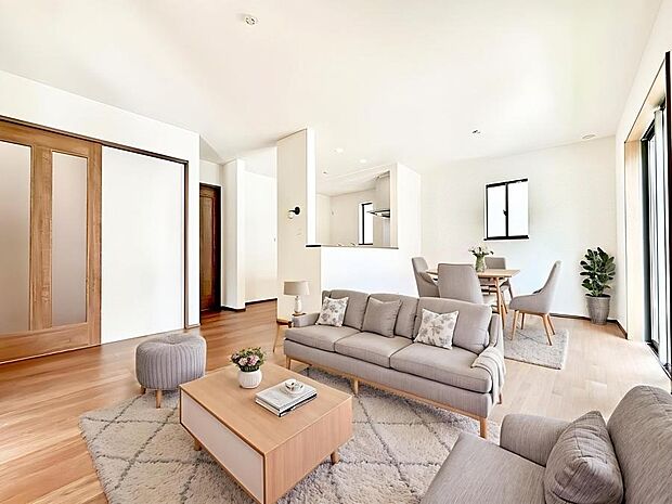 A号棟 ■くつろぎもおもてなしも叶える柔軟なリビング※家具はCGです