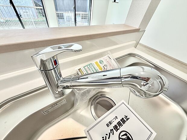 【浄水器】■清潔でおいしい水を手軽に供給してくれます