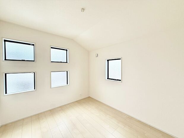 【洋室】■優雅で穏やかな時間が流れる空間