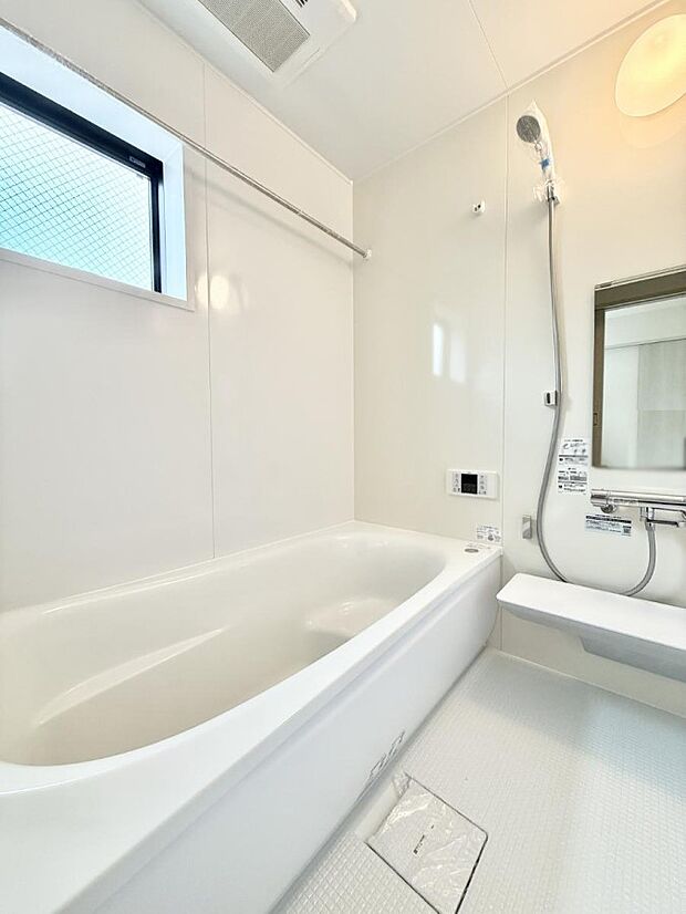 【浴室】■家族みんなが気持ちよく使える設計です