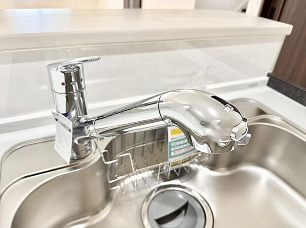 【浄水器】■清潔でおいしい水を手軽に供給してくれます