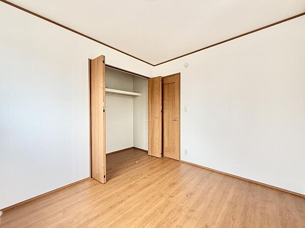 【洋室】■優雅で穏やかな時間が流れる空間