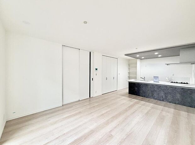 【ダイニング】■何気ない毎日を特別にする、癒しの空間