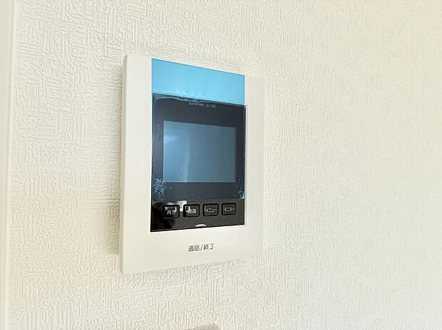 【TVモニター付インターフォン】■画面でしっかり確認でき防犯対策に最適