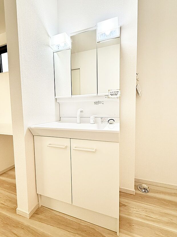 【洗面台・洗面所】■清潔感があり、気持ちよく使えます