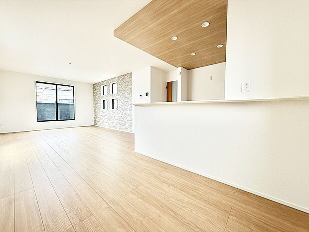 【リビング】■くつろぎと笑顔が集まる、心温まるリビング