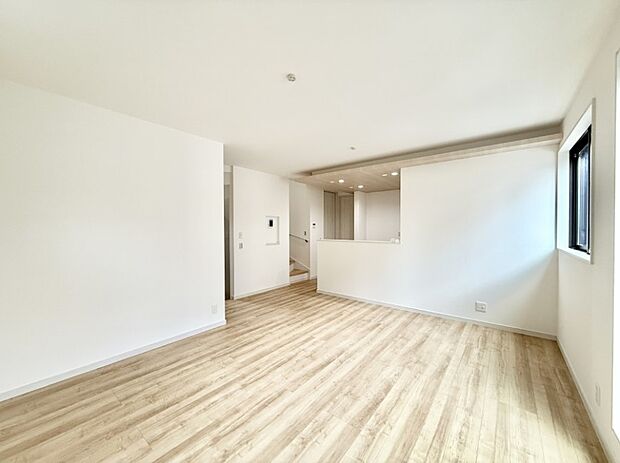 【リビング】■自然と会話が生まれる、心地よいひととき