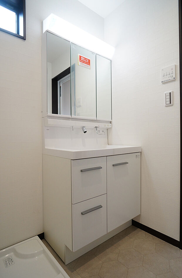 【洗面台・洗面所】■お洒落で清潔感のある洗面所