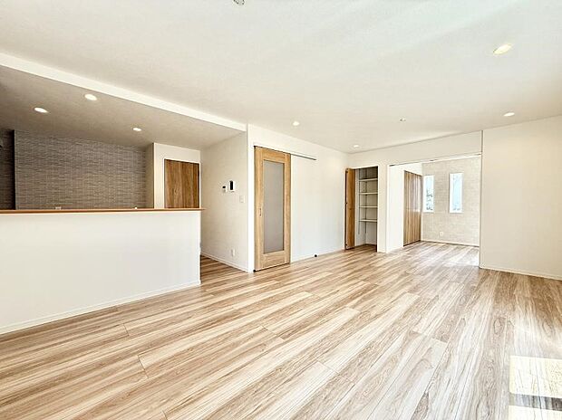 【リビング】■自然と会話が生まれる、心地よいひととき