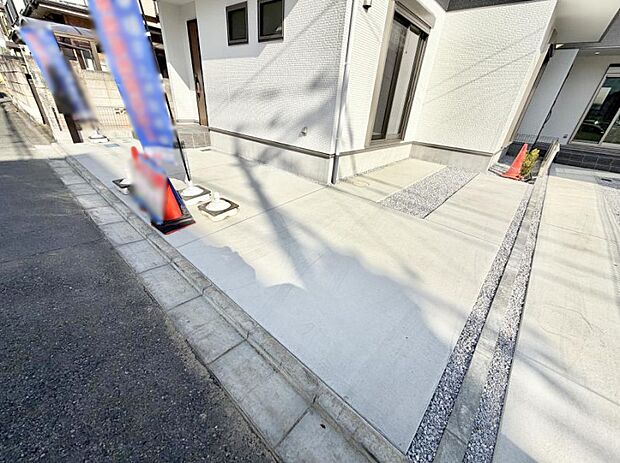 【駐車場】■快適な駐車スペースで安心