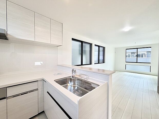 【ダイニングキッチン】■作る楽しみと食べる幸せを届けるキッチン