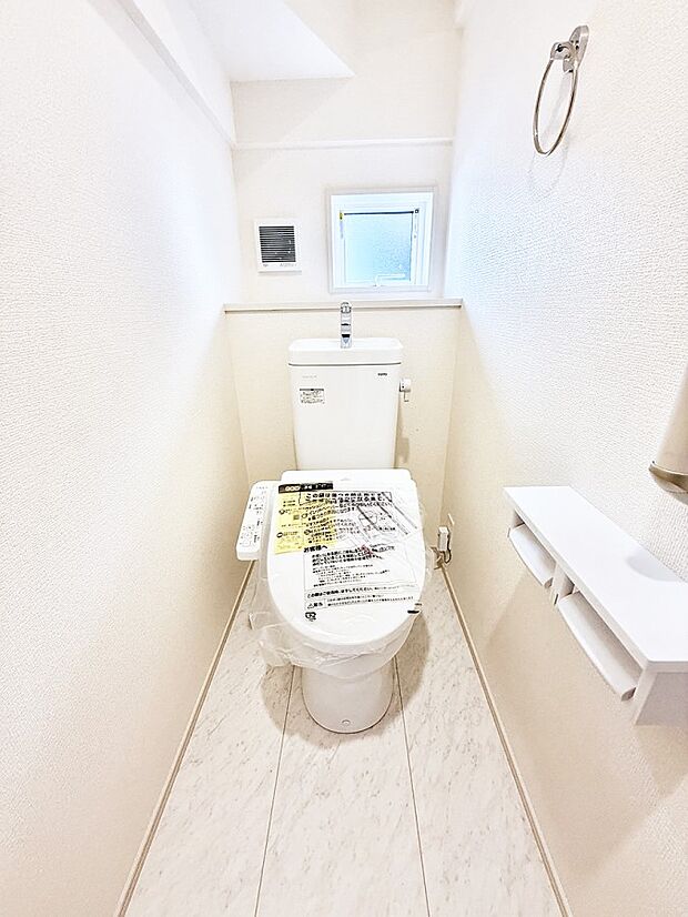 【トイレ】■毎日使う場所だからこそ、清潔感溢れる空間