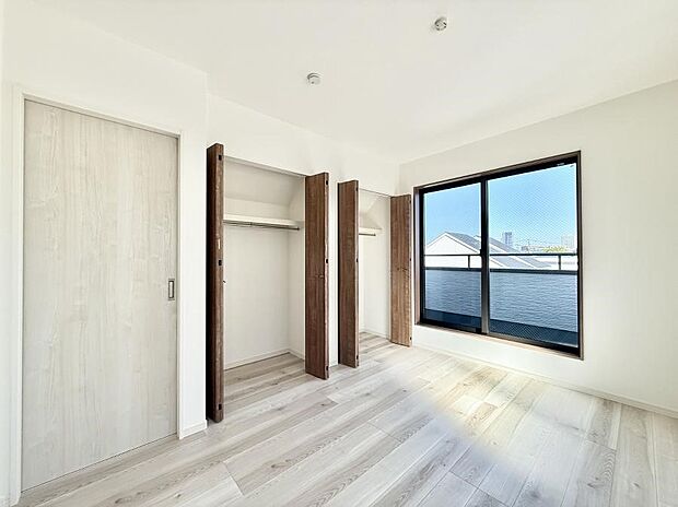 【寝室】■快適な環境で、日常の疲れを癒せる空間