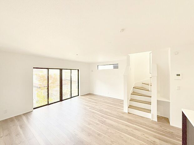 【ダイニング】■何気ない毎日を特別にする、癒しの空間