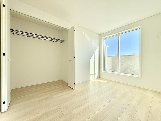 【子供部屋】■自分の好みに合わせたインテリアを整えやすく個性を反映できる場所です