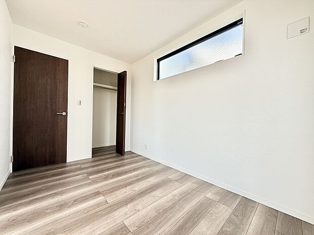 【洋室】■心地よい雰囲気が漂う落ち着いた空間