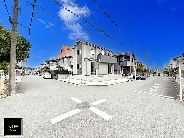 【前面道路含む現地写真】■家族とのお出かけが楽しくなる環境です