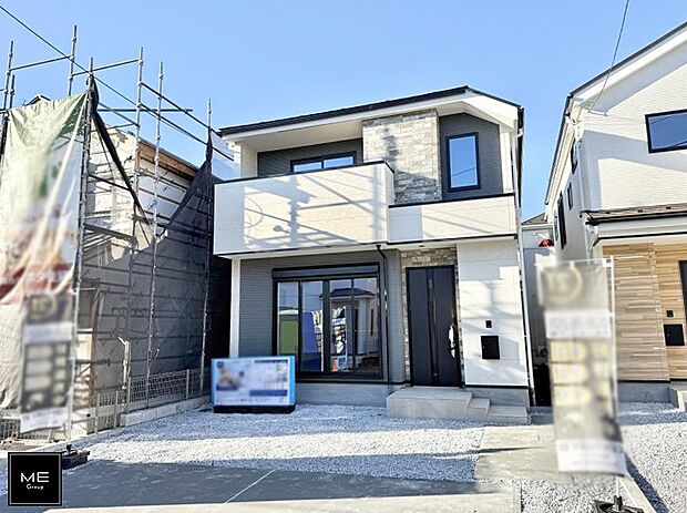 【現地外観写真】■暮らしを彩る充実した設備仕様が備わった住まい