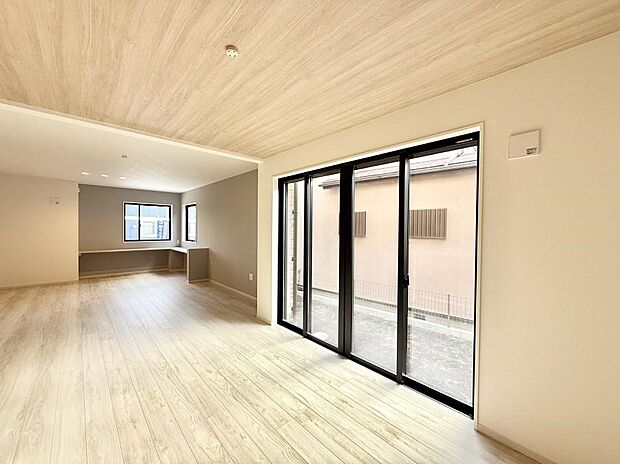 【ダイニング】■何気ない毎日を特別にする、癒しの空間