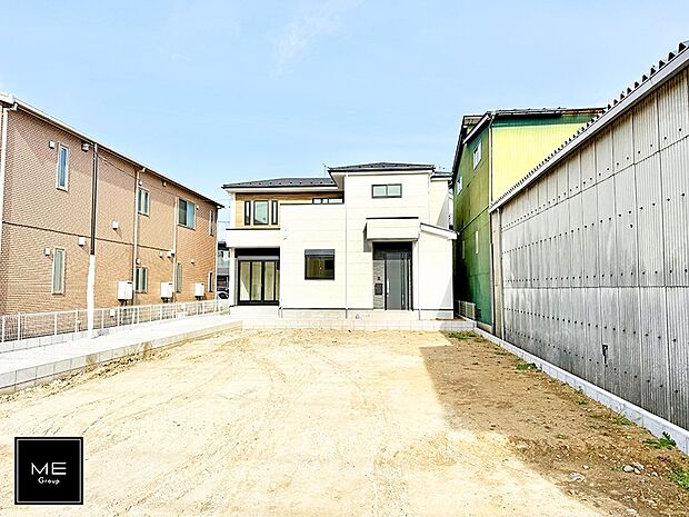 【現地外観写真】■暮らしを豊かにする充実した仕様設備で快適に