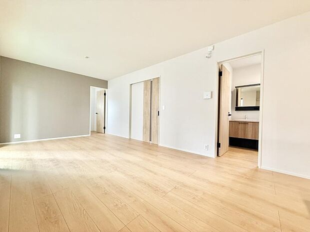 【ダイニング】■何気ない毎日を特別にする、癒しの空間