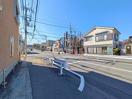 前面道路含む現地写真