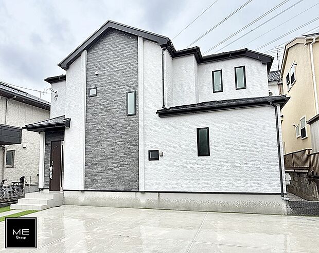 【現地外観写真】■暮らしを豊かにする充実した仕様設備で快適に