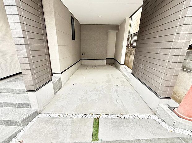 【駐車場】■自宅にカースペースがあると助かります