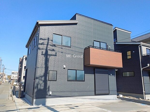 【現地外観写真】■家族みんなが笑顔で過ごせる、安心感のある住まい