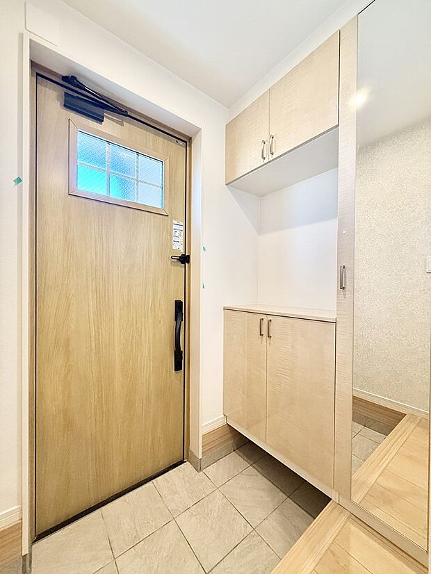 【玄関】■玄関はお家の顔！おしゃれな玄関でお客様をお迎え！