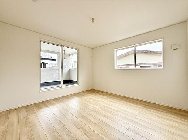 【洋室】■自分だけのスペース どんなお部屋にするかとっても楽しみですね