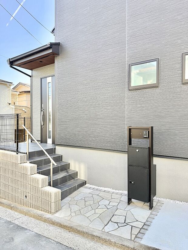 【玄関】■暮らしを豊かにする充実した仕様設備で快適に