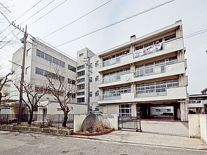 横浜市立今宿中学校 1100m(14分)