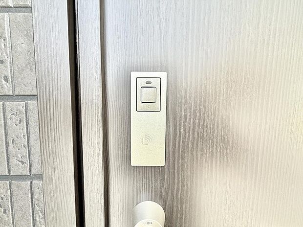 【スマートキー】■鍵を取り出さずに便利に操作できて快適