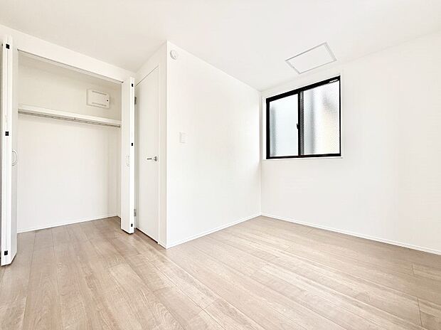 【洋室】■静かな洋室で読書や趣味に集中できる場所