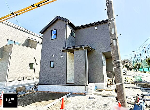 【現地外観写真】■暮らしを豊かにする充実した仕様設備で快適に