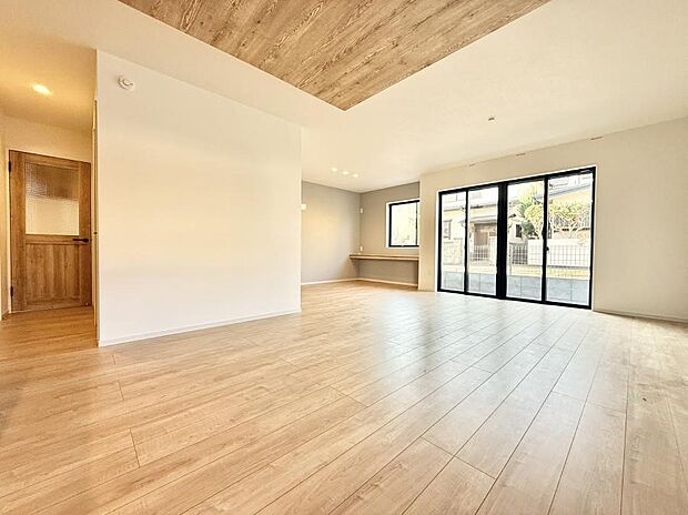 【ダイニング】■自然と心がほどける、リラックスできる場所