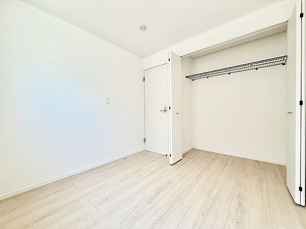 【子供部屋】■読書や趣味リモートワークなどさまざまな用途に対応できる柔軟さがあります