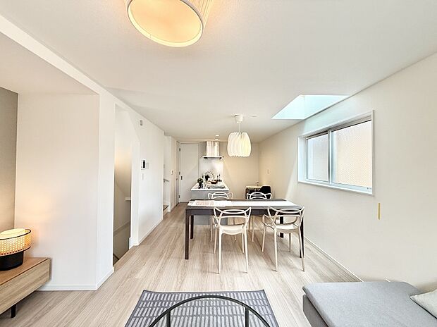 【リビング】■心落ち着く場所、ゆったり過ごせるリビング